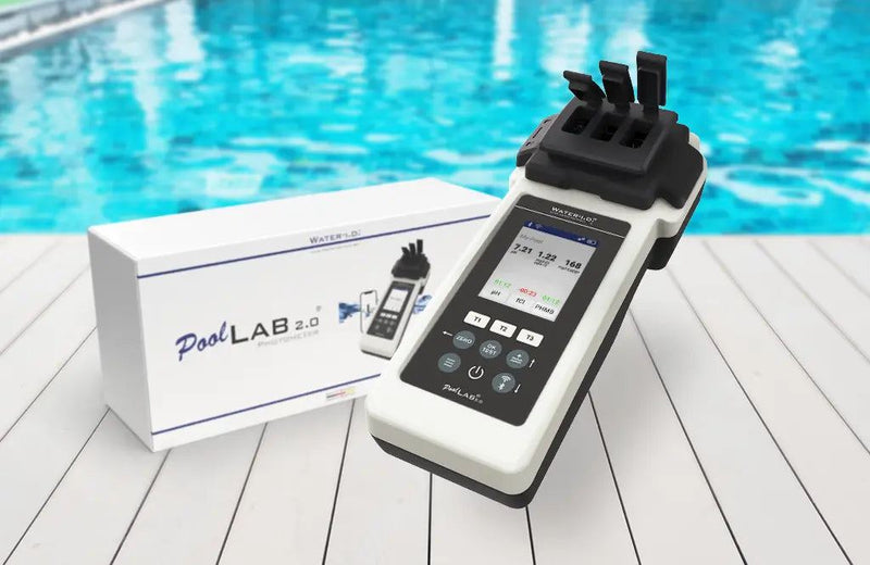 PoolLab 1.0 digital water reader